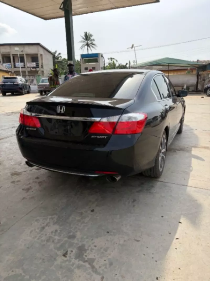 Honda Accord - 2014
