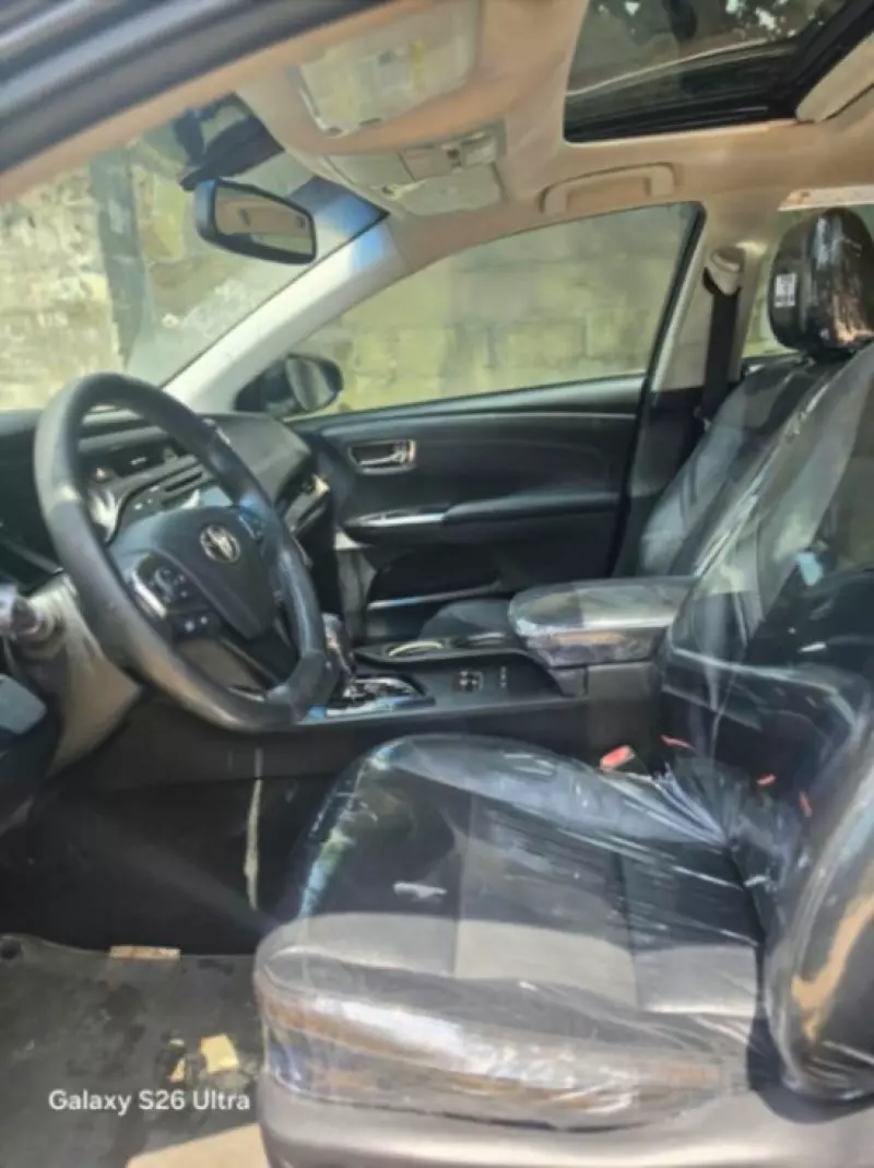 TOYOTA Avalon - 2015