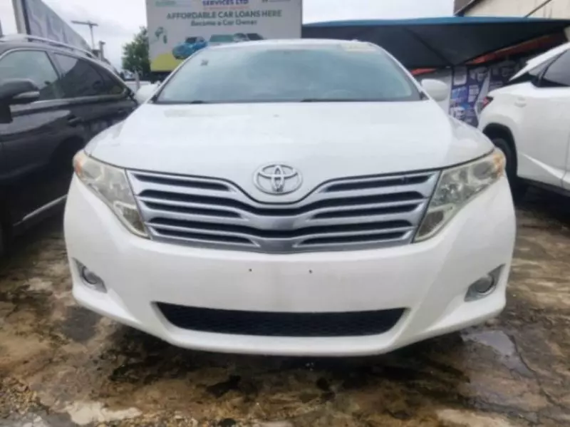 TOYOTA Venza   - 2010