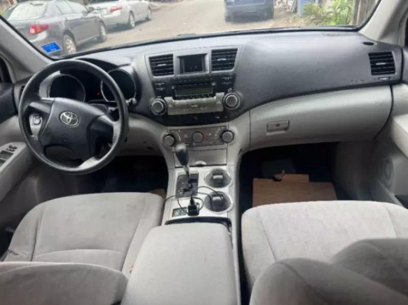 TOYOTA Highlander   - 2012