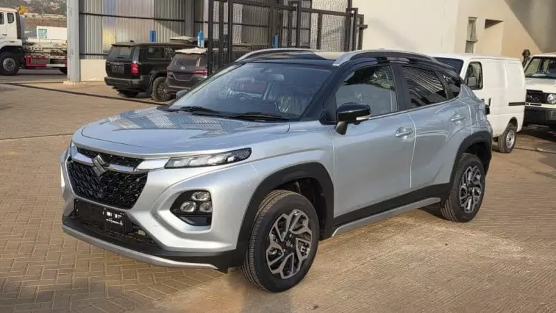 SUZUKI FRONX SUV - 2025