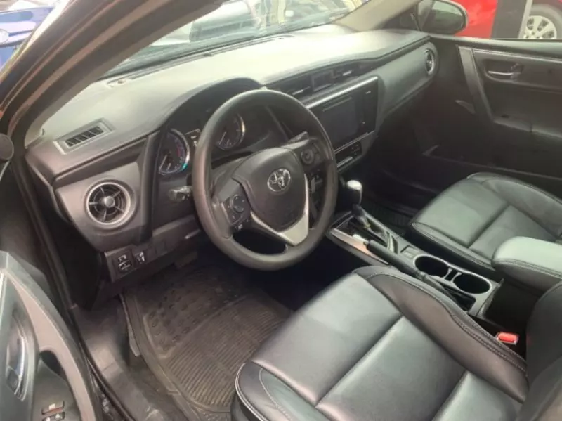 TOYOTA Corolla - 2017