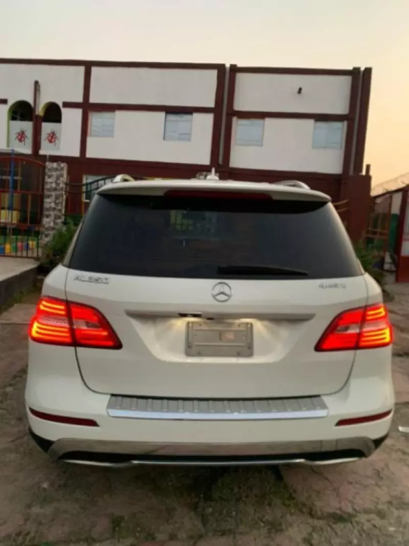 Mercedes-Benz ML-Class   - 2012