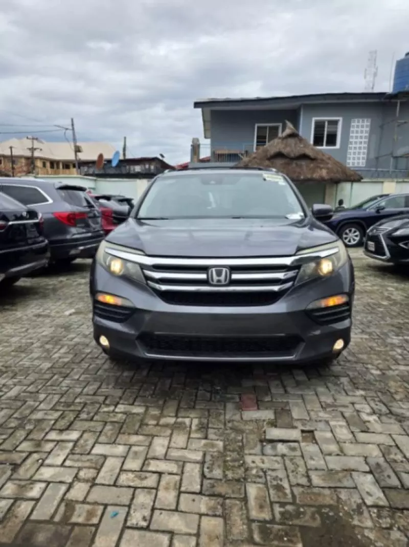 Honda Pilot   - 2018