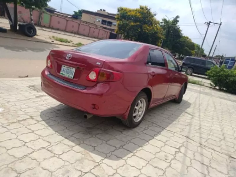 Toyota corolla   - 2008