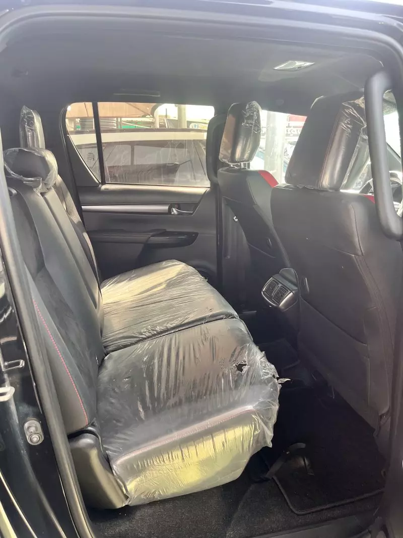 Toyota Hilux   - 2023