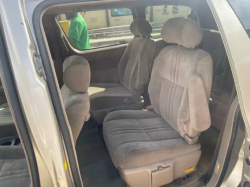 Toyota Sienna   - 2002