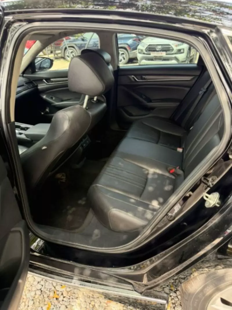 Honda Accord   - 2019