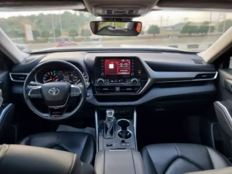 TOYOTA Highlander - 2020