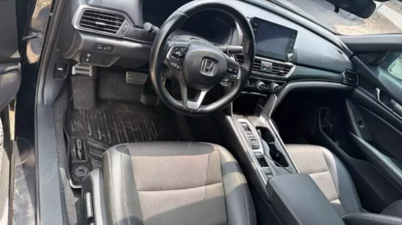 Honda Accord   - 2020