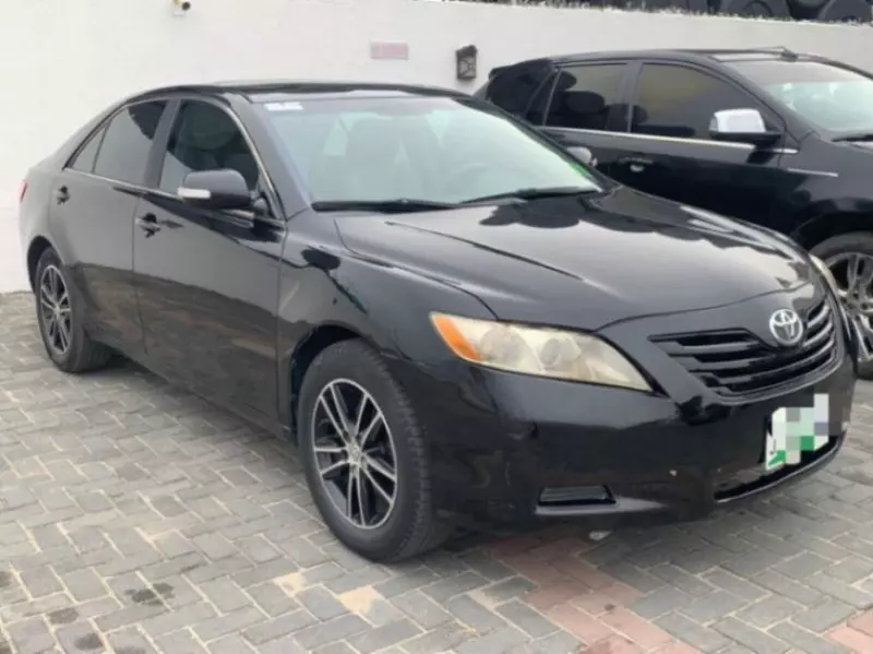 Toyota Camry   - 2009