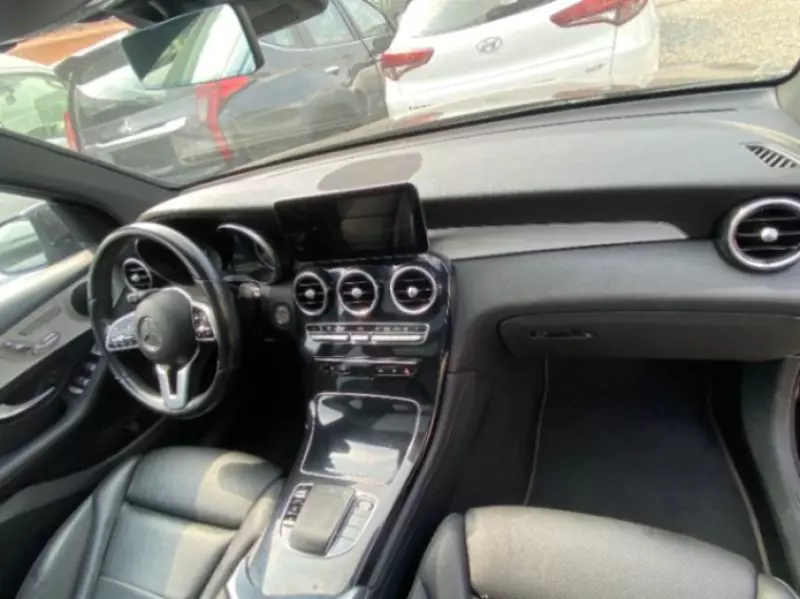 Mercedes-Benz GLC 300   - 2022