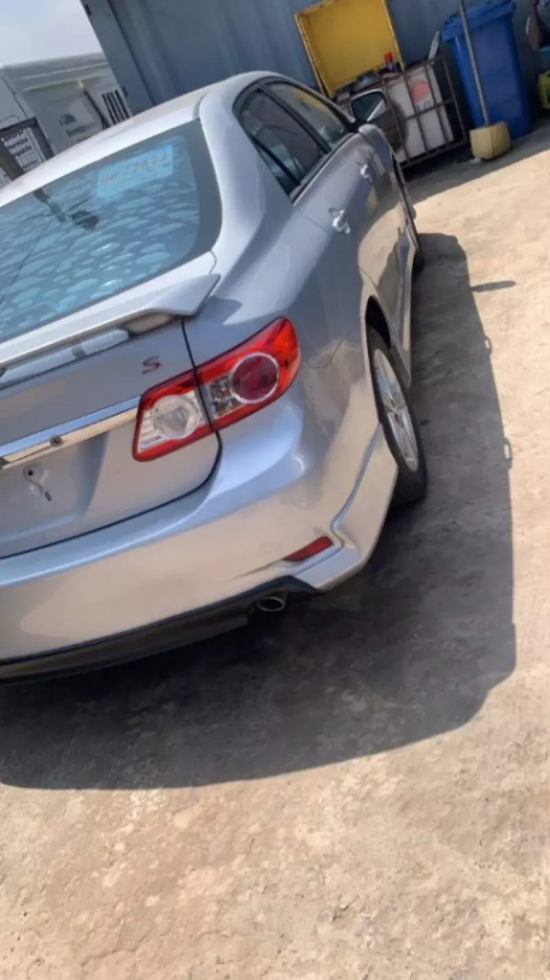 TOYOTA Corolla   - 2013
