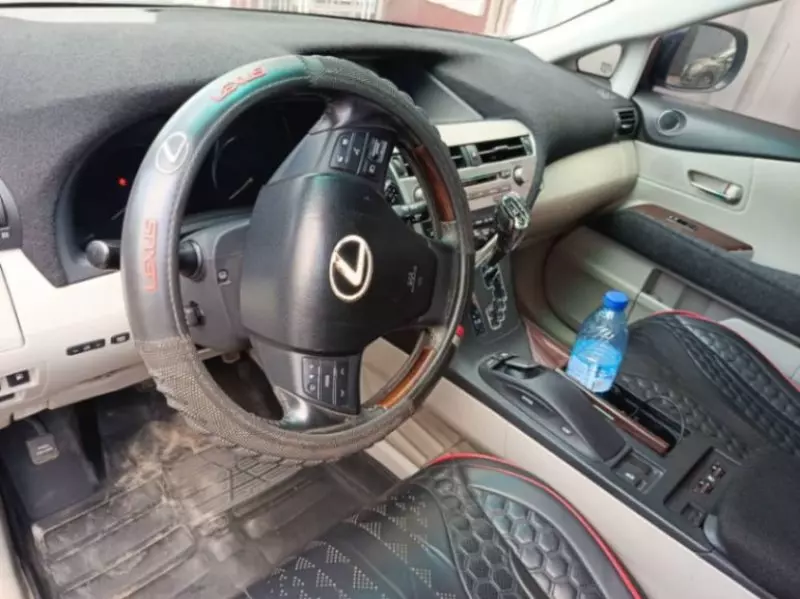 Toyota Lexus RX 350h - 2011
