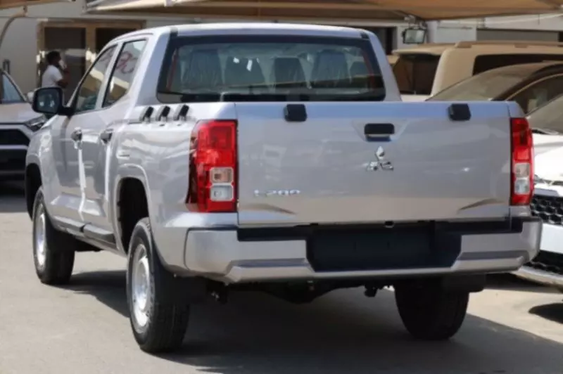 Mitsubishi L200   - 2025