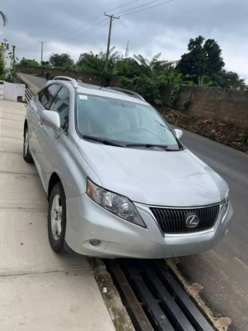 Lexus RX 350 - 2011