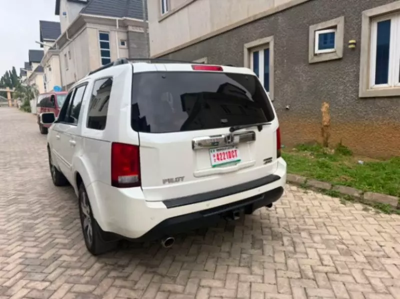 Honda Pilot - 2012