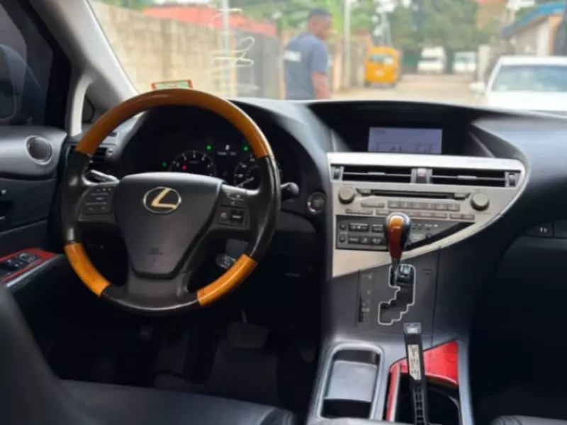 Lexus RX 350L - 2010