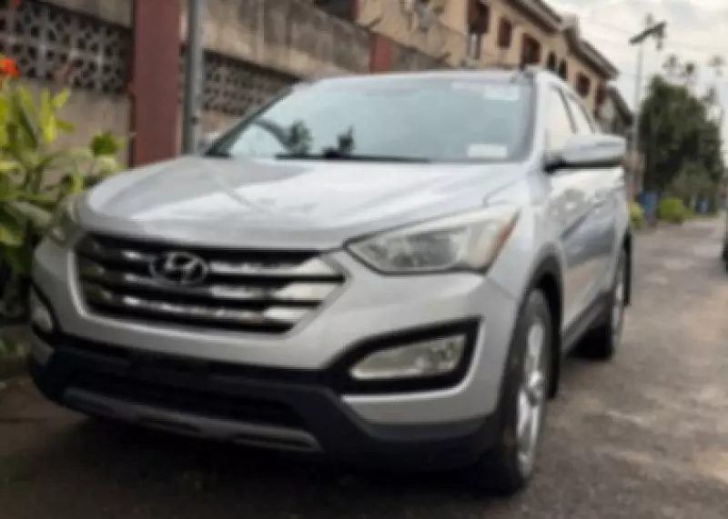 Hyundai Santa Fe Sport   - 2014