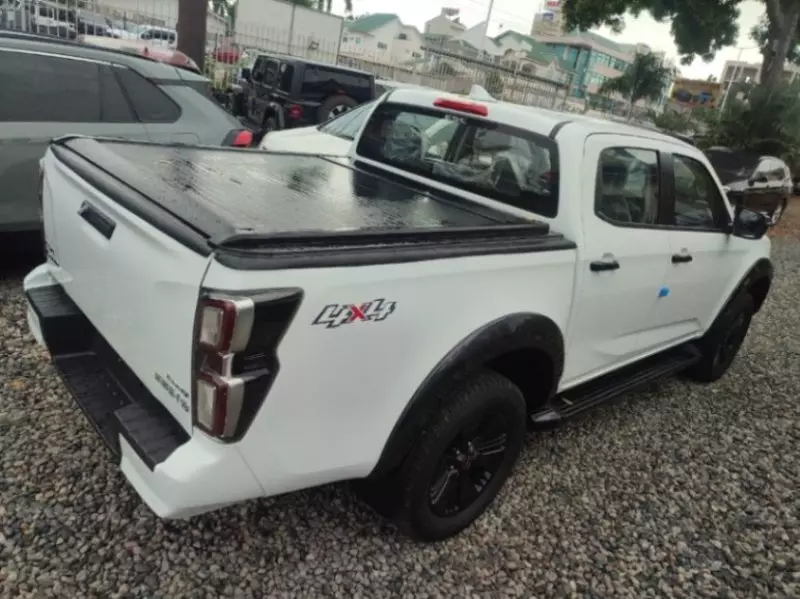 Isuzu D-Max   - 2026