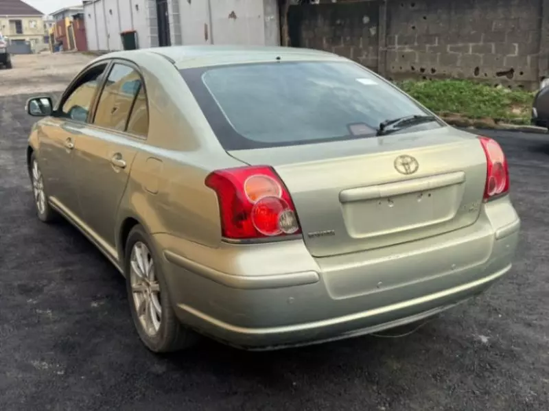 TOYOTA Avalon - 2008