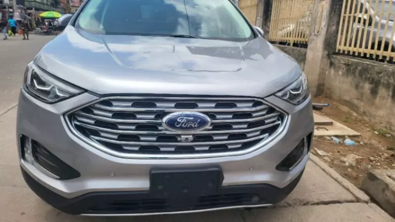 Ford Edge   - 2022