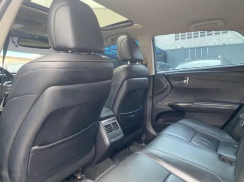 Toyota Avalon   - 2014
