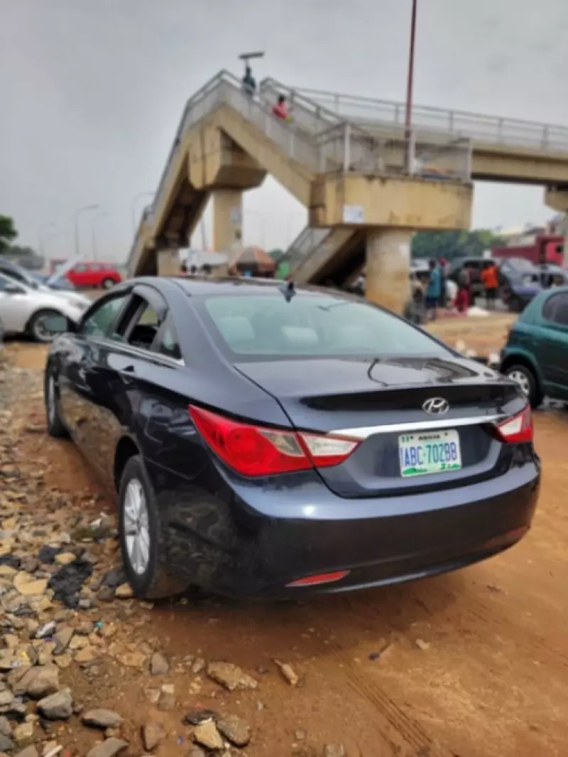 Hyundai Sonata - 2013