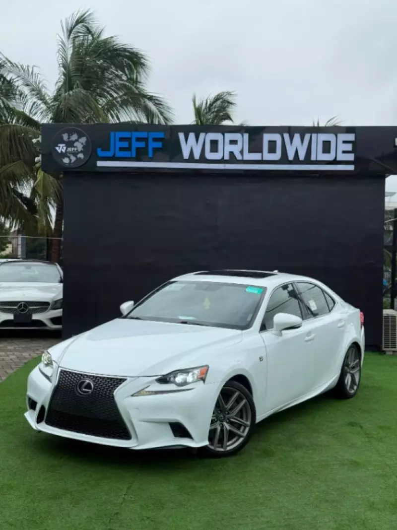Lexus IS - 2014