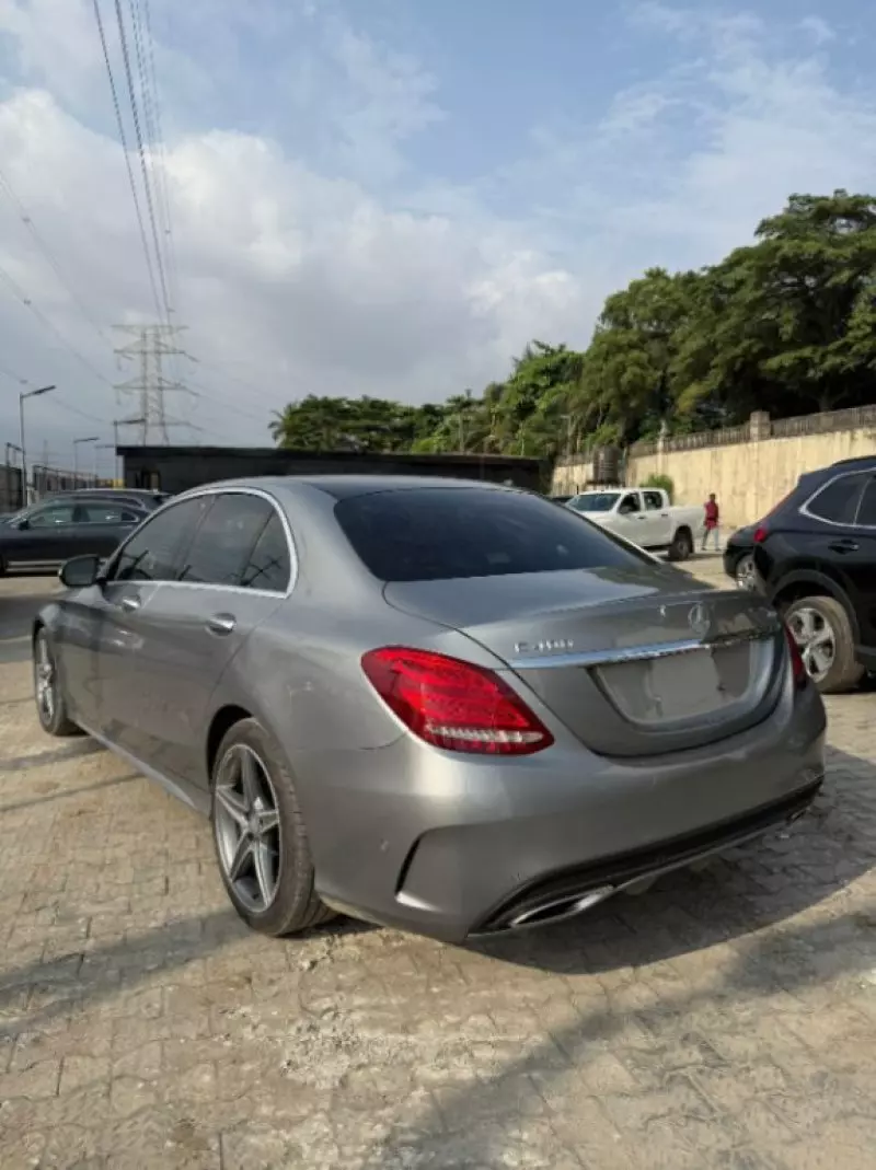 Mercedes-Benz C 400   - 2015