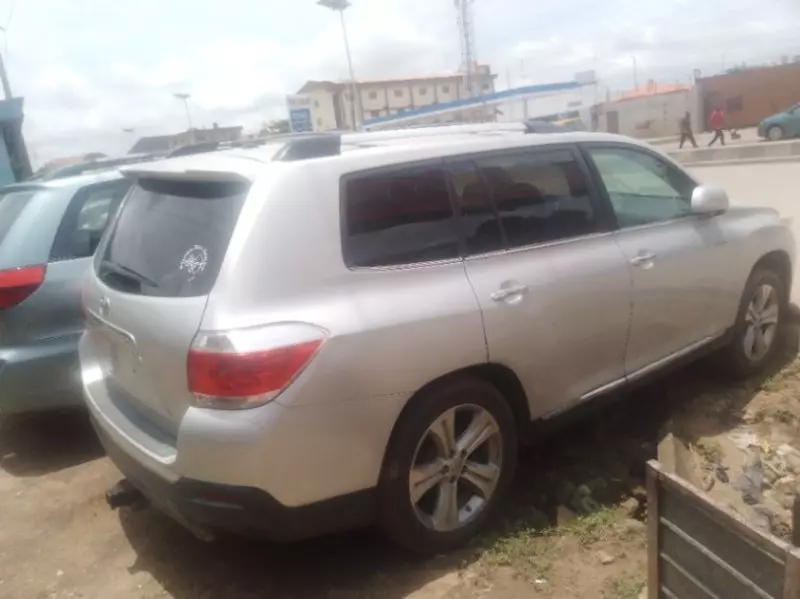 TOYOTA Highlander   - 2013