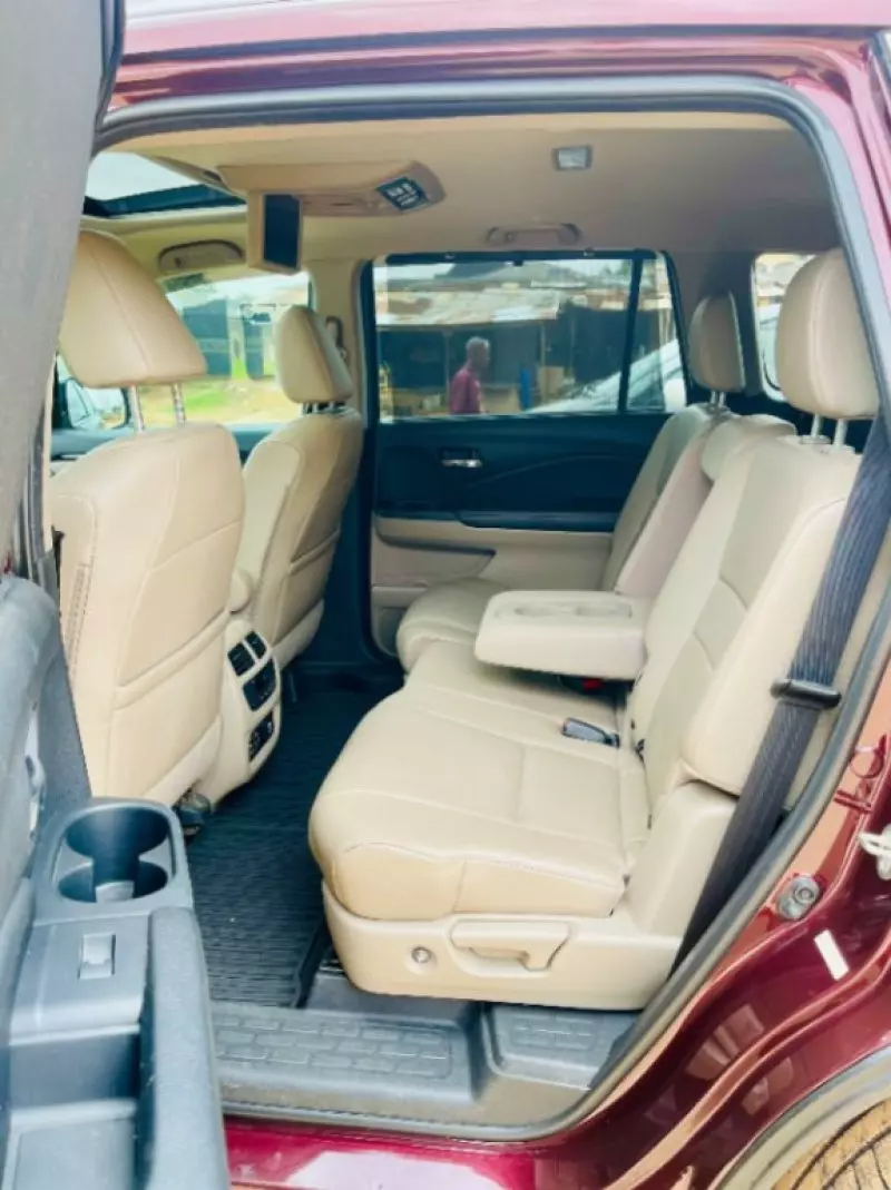 Honda Pilot - 2016