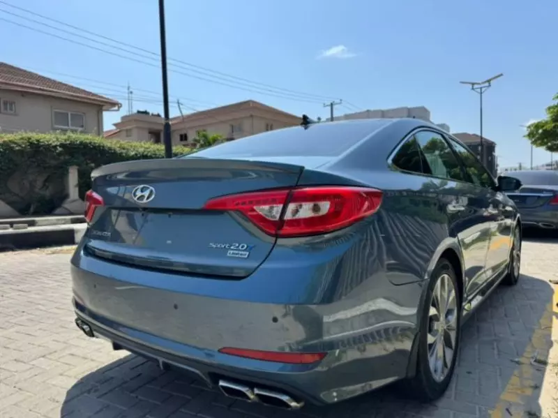 Hyundai Sonata - 2015