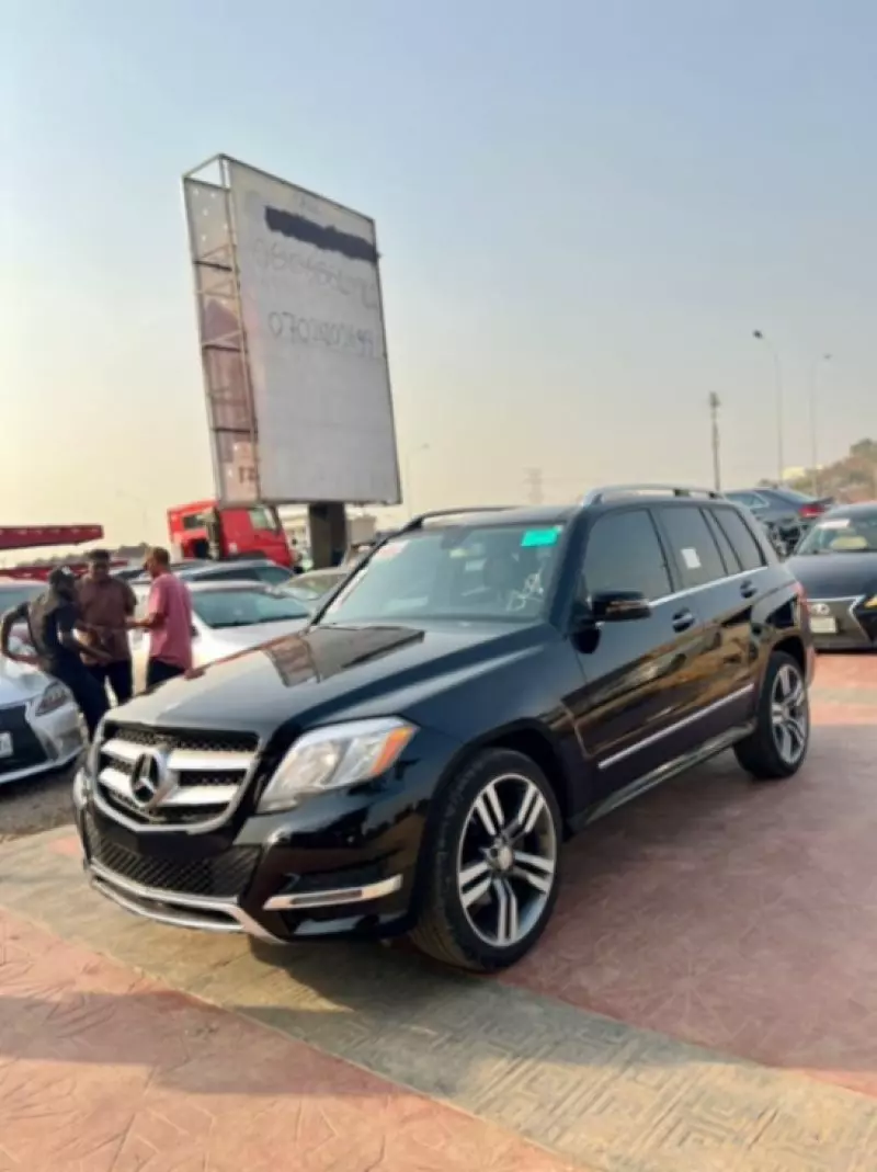 Mercedes-Benz GLK 350   - 2014