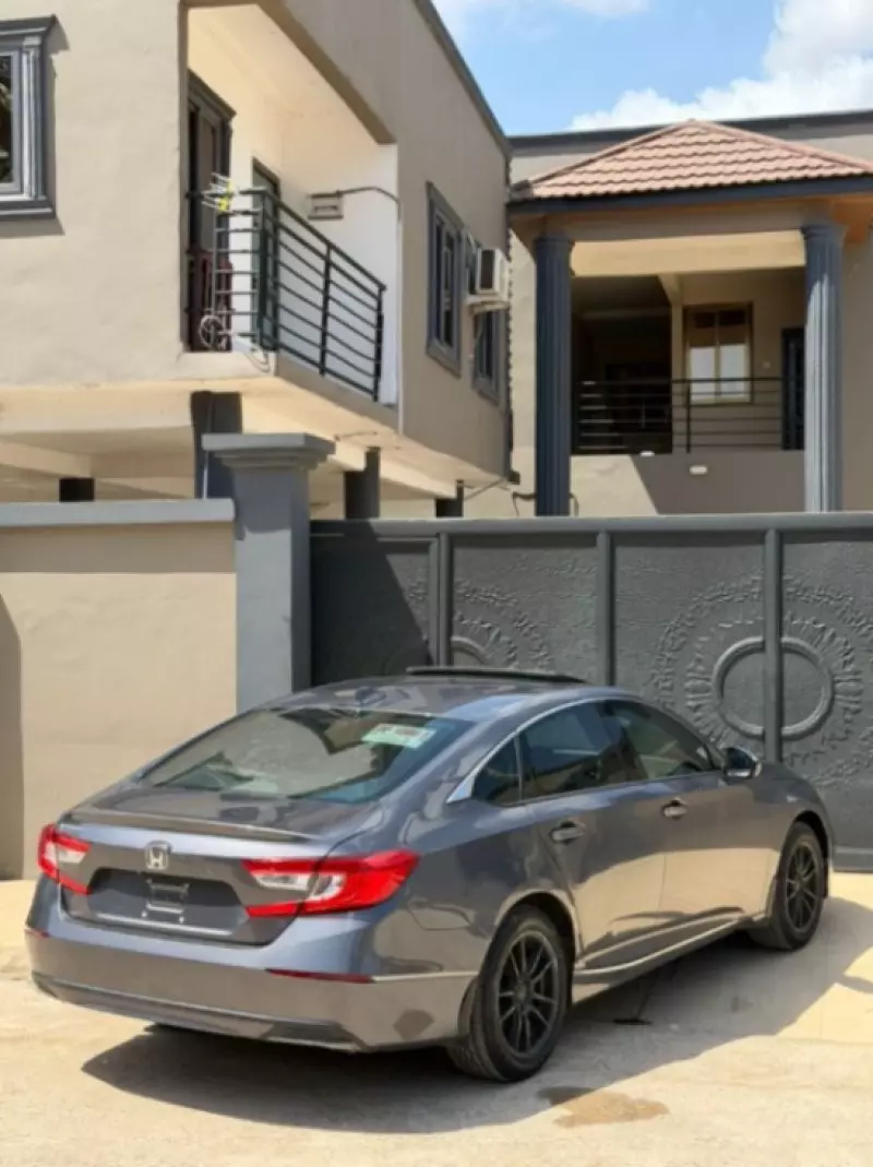 Honda Accord - 2020