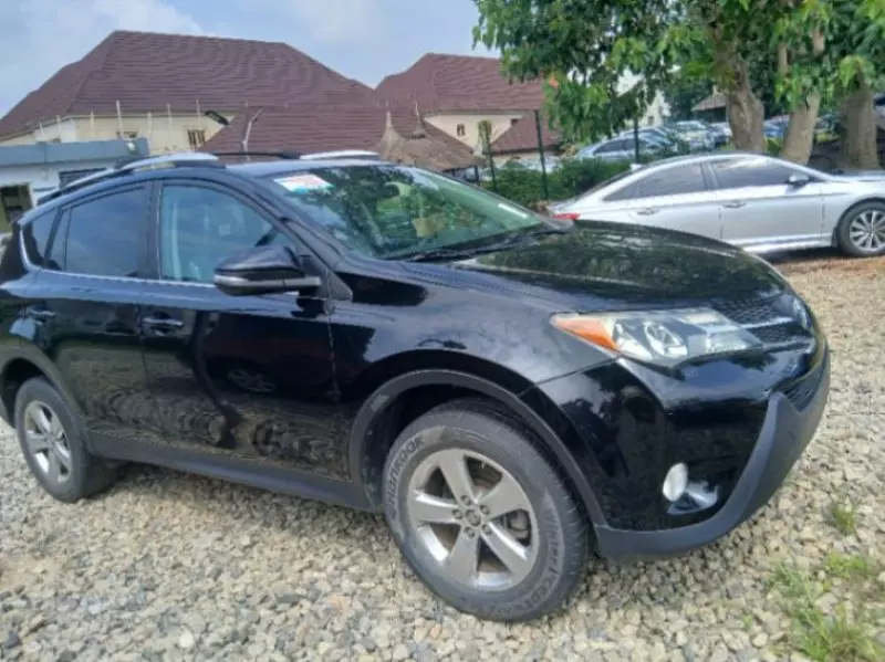 Toyota RAV4   - 2015