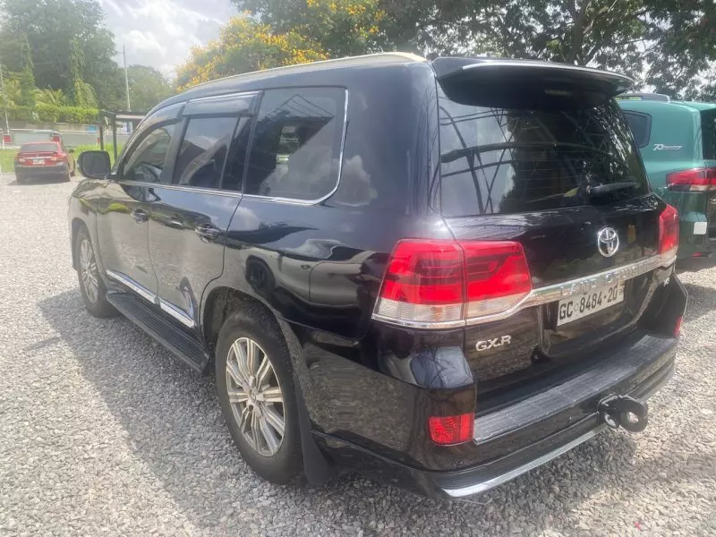 Toyota Land Cruiser GXR   - 2019