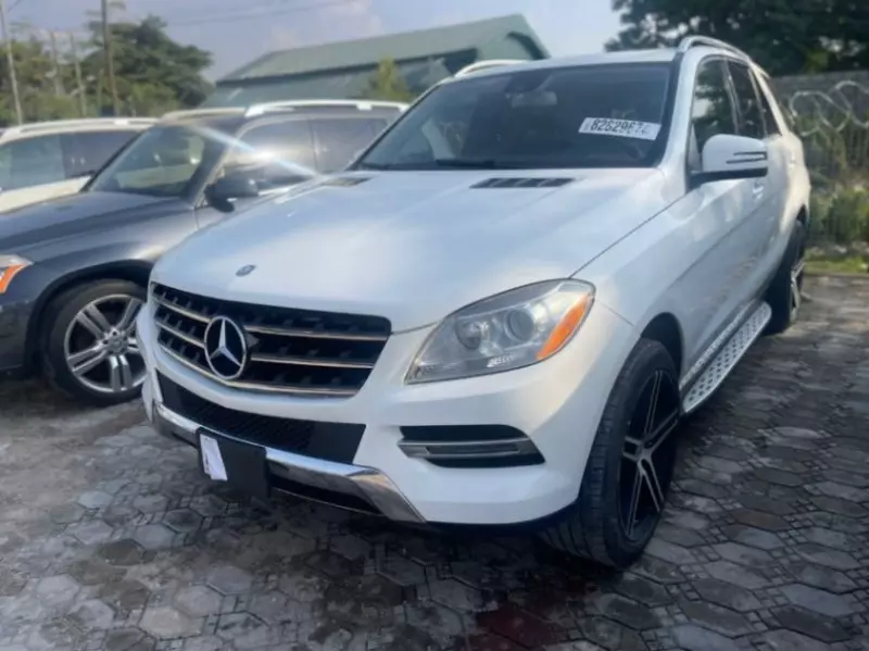Mercedes-Benz ML 350 - 2014