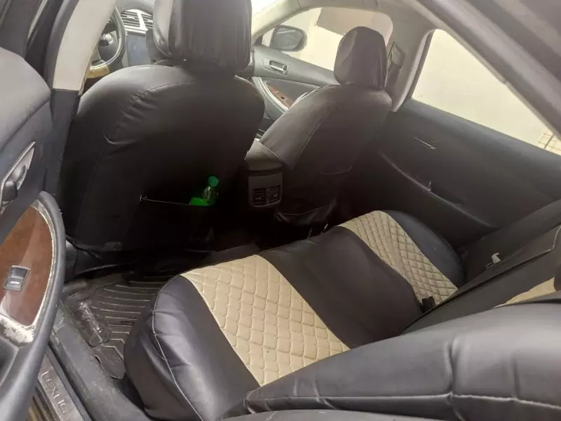 Lexus ES - 2010