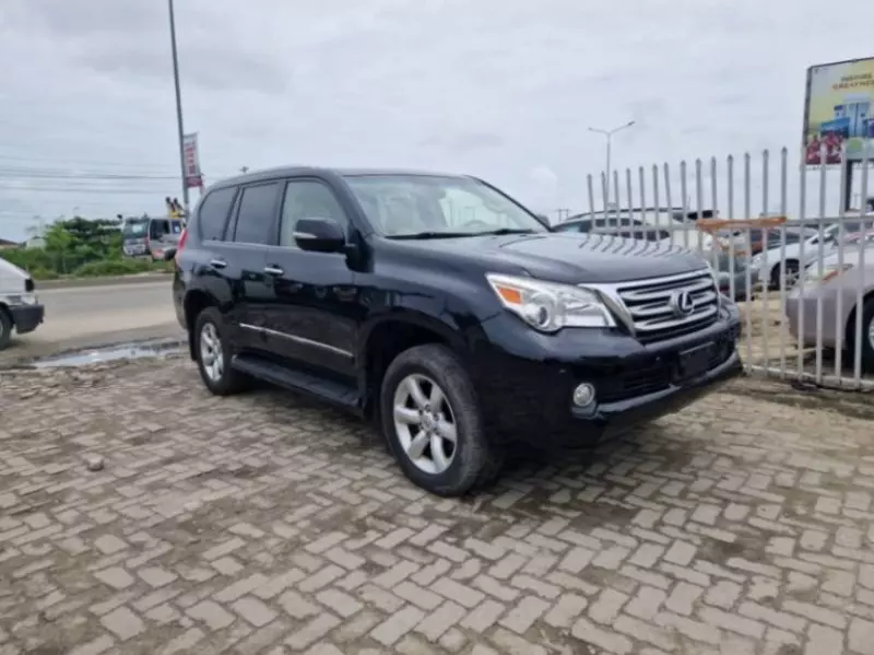 Lexus GX 460   - 2012