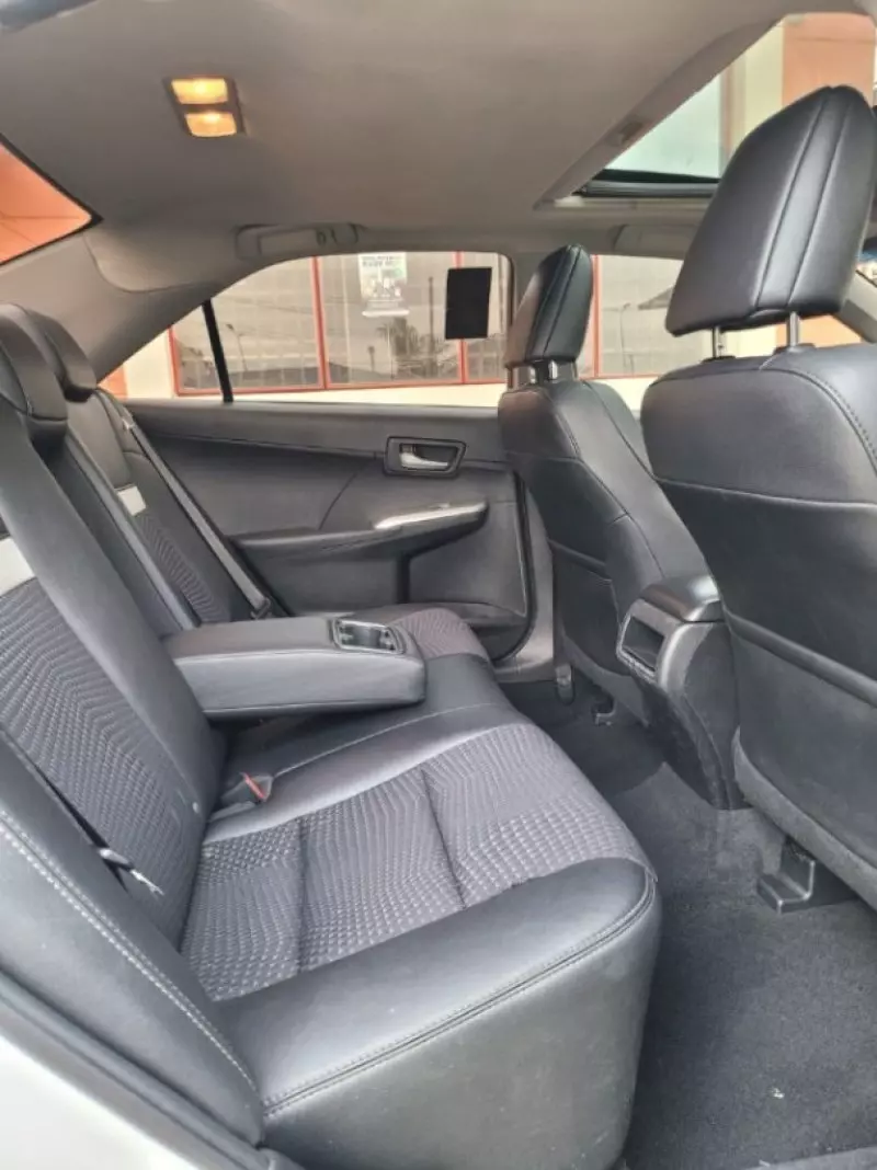 Toyota Camry   - 2013