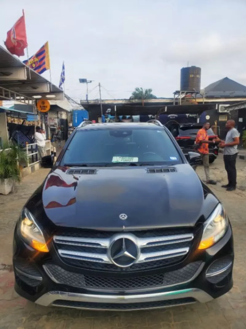 Mercedes-Benz GLE 350 - 2018
