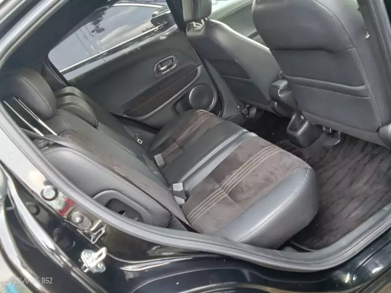 Honda Vezel    - 2018