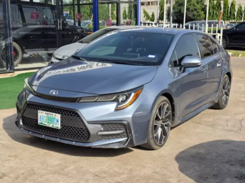 TOYOTA Corolla   - 2020