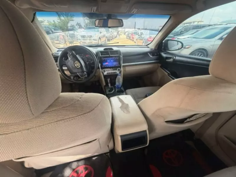 TOYOTA Camry   - 2012