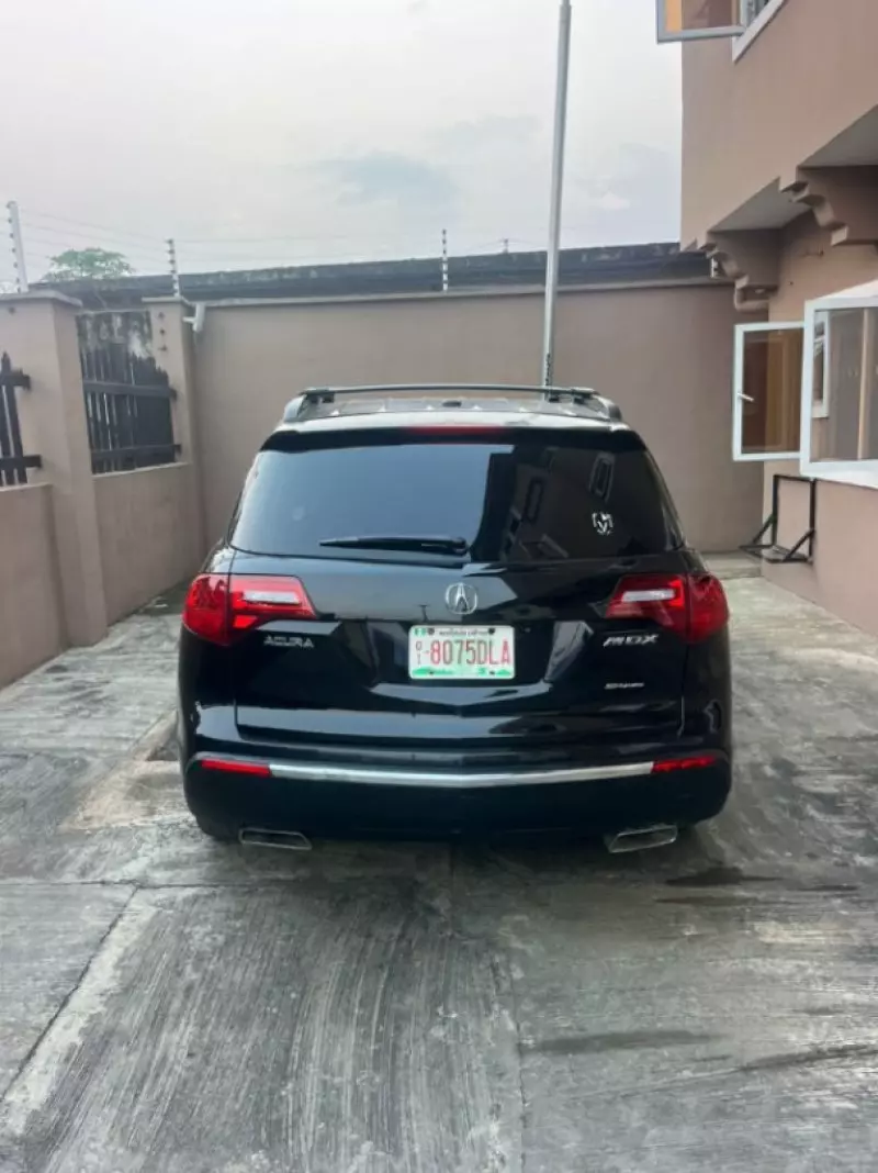 Acura MDX   - 2010