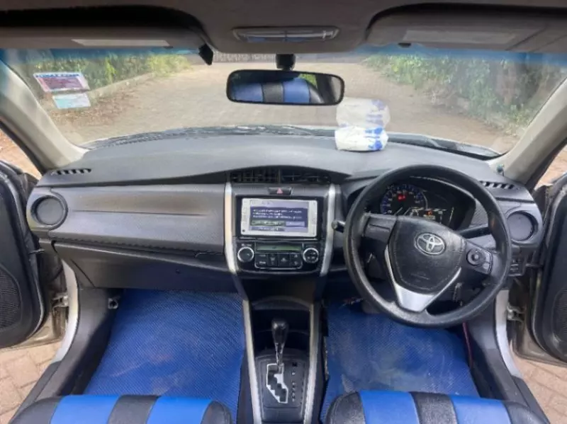 Toyota Fielder hybrid    - 2018
