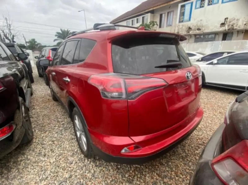 TOYOTA RAV4   - 2017