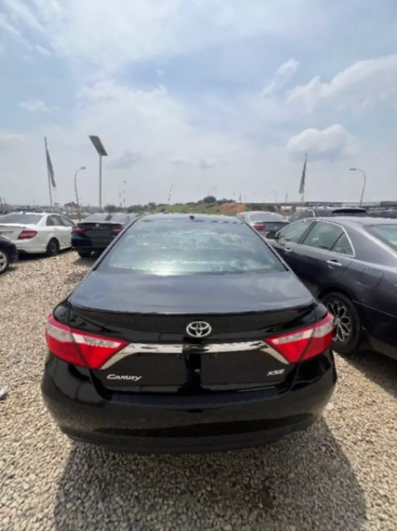 TOYOTA Camry   - 2017