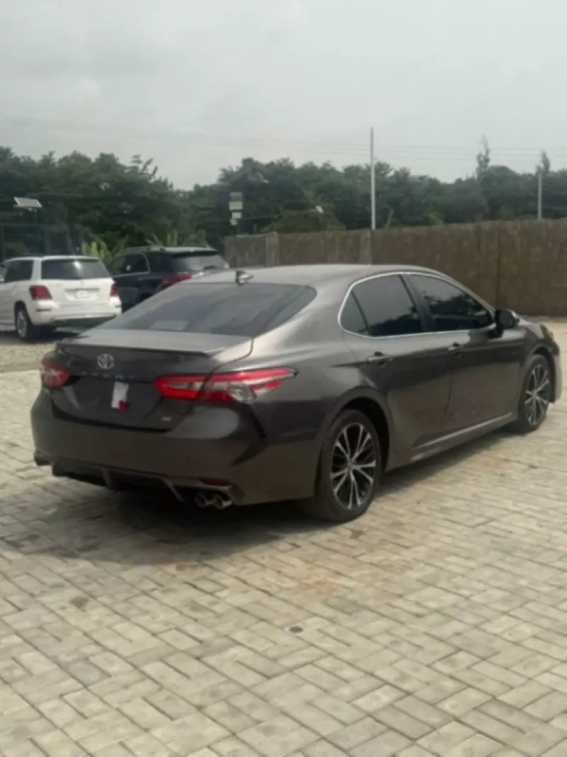 TOYOTA Camry   - 2012